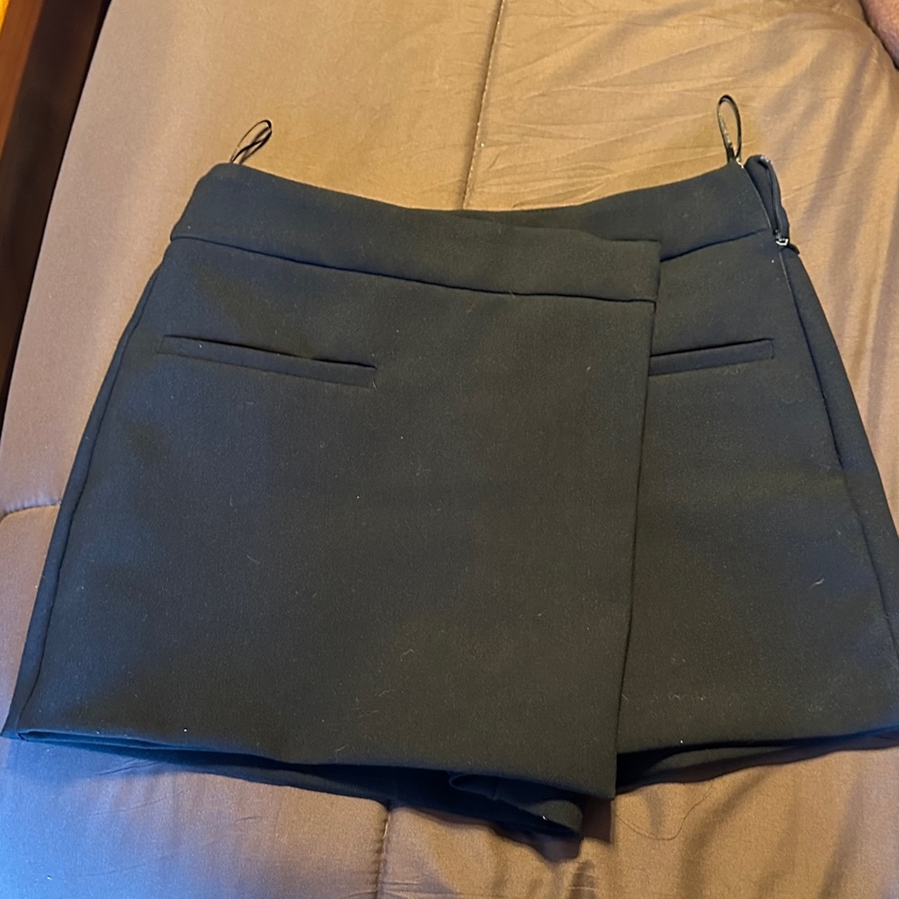 Elegant Black Women's Shorts